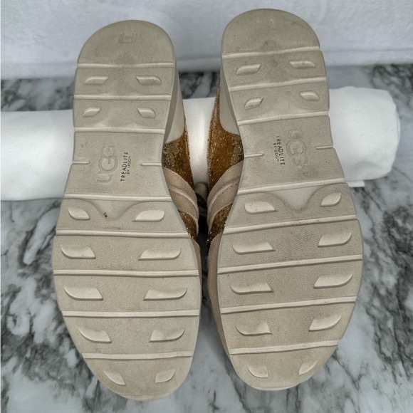 UGG Jaida‎ Glitter Gold Women's Sneakers- Sz 8 - Picture 9 of 10